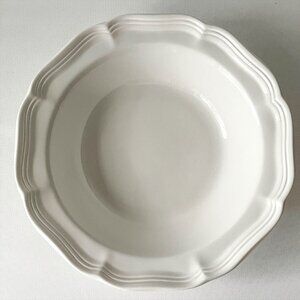 Mikasa French Countryside Vegetable Serving Bowl F9000 White Scallop 9.75" Japan